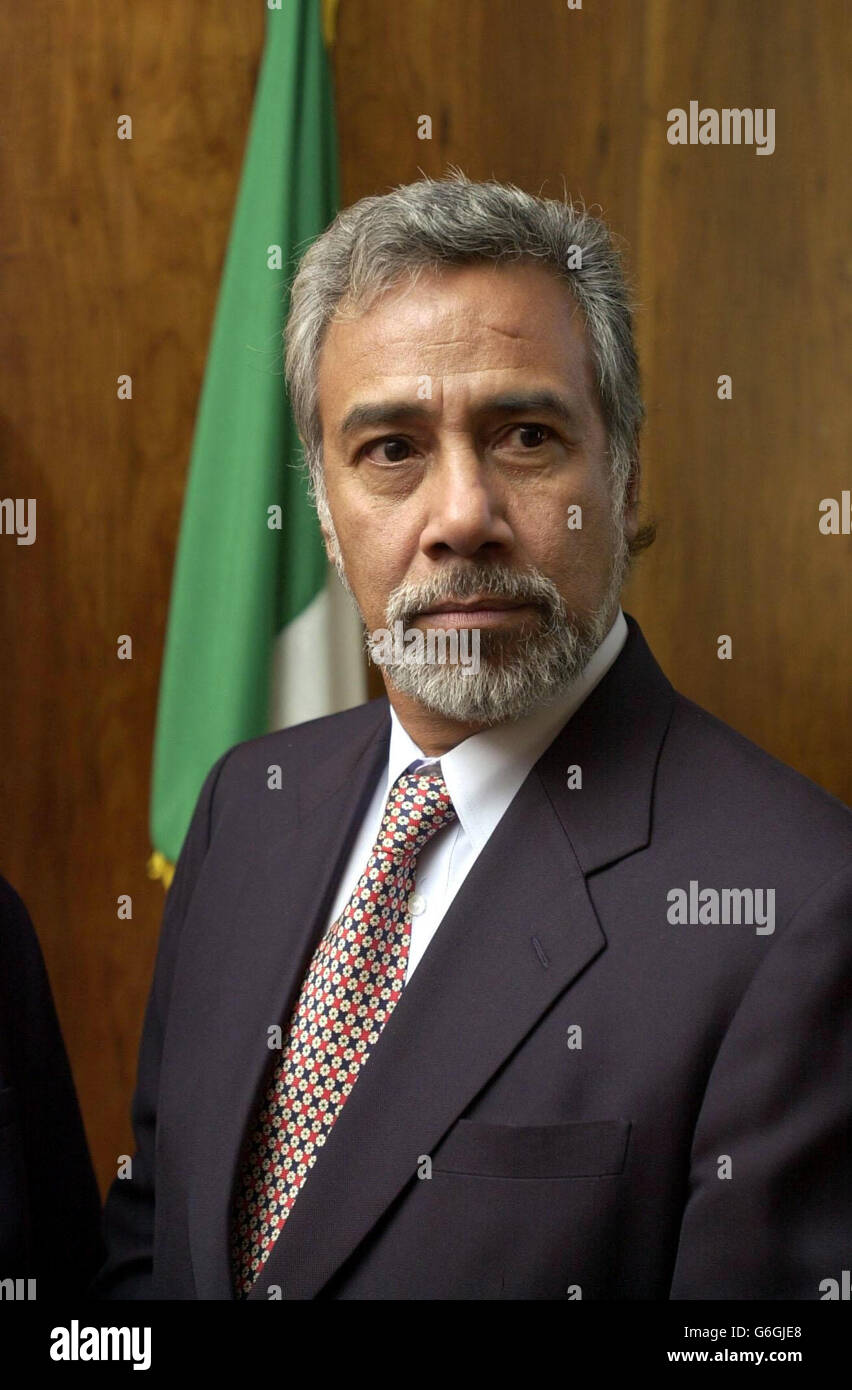 President of East Timor, Xanana Gusmao, arriving for a meeting with Deputy Prime Minister of Ireland, Mary Harney, at the Ministry of Enterprise, Trade and Employment offices, Dublin, Ireland, during his visit to the Republic of Ireland and Northern Ireland. Stock Photo
