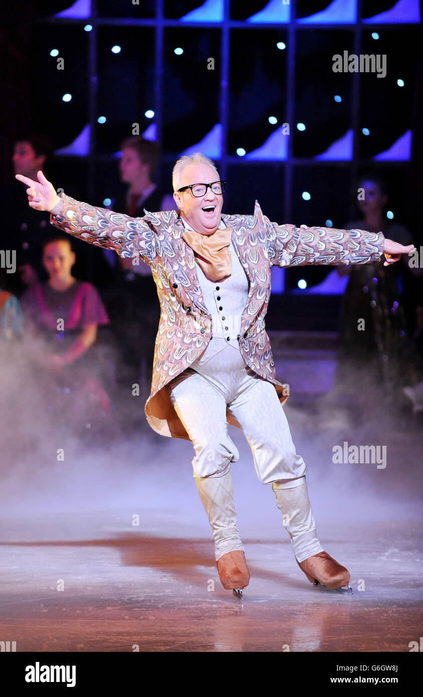 The Nutcracker on Ice London Palladium Stock Photo Alamy