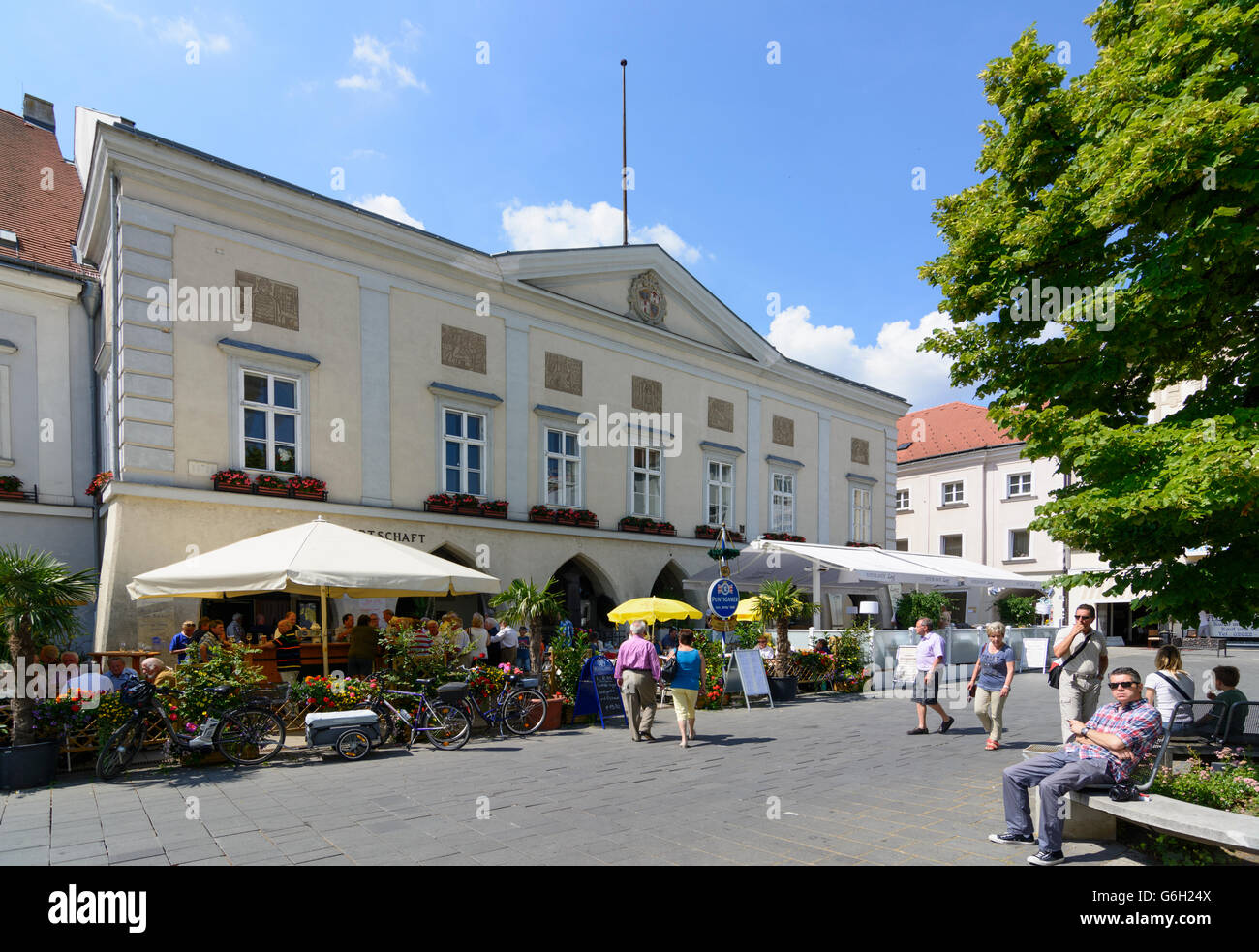 Neustadt town hall hires stock photography and images Alamy