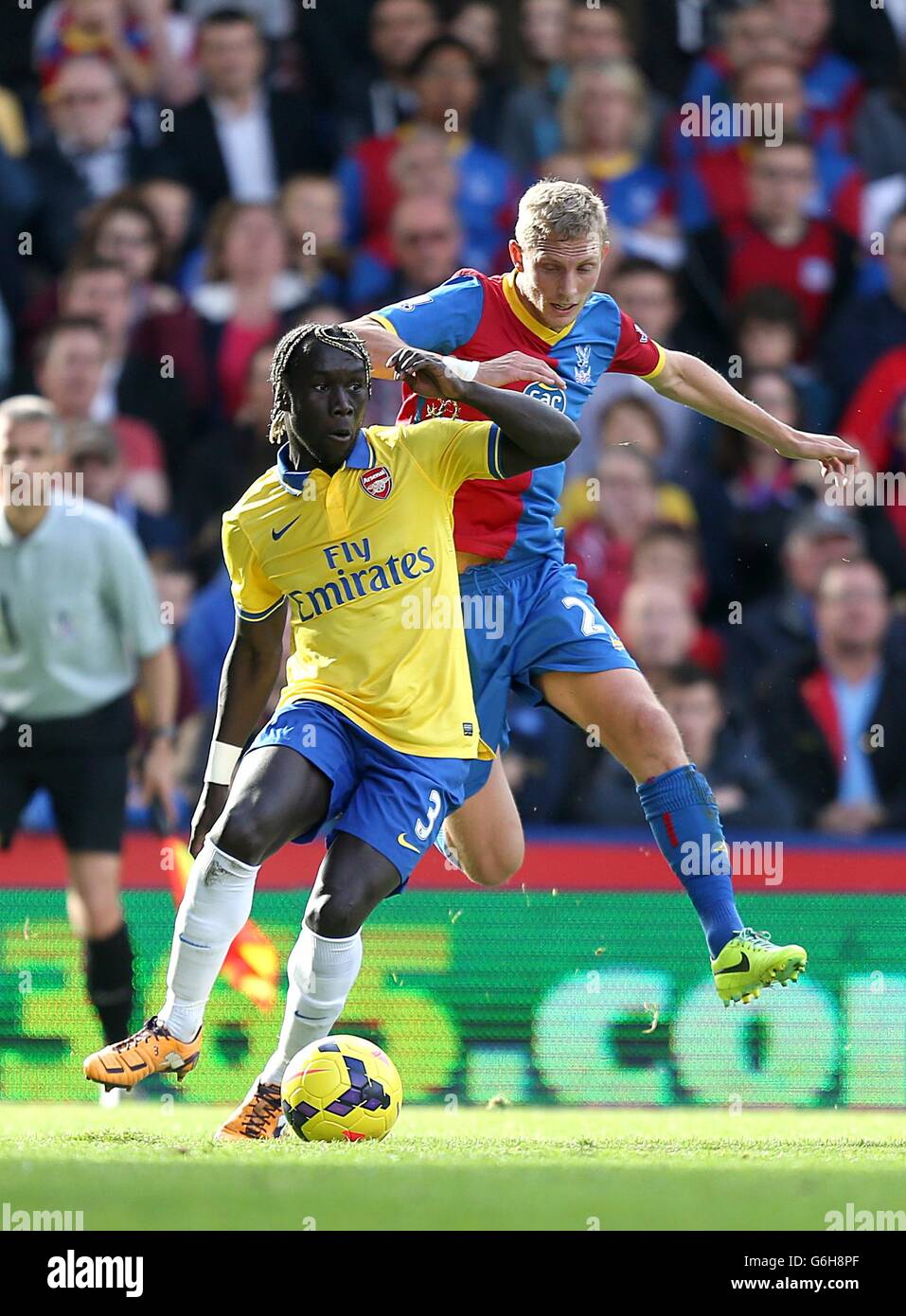 Soccer - npower Football League Championship - Crystal Palace Play Off  Feature 2012/13 - Crystal Palace Training Ground. Crystal Palace's Yannick  Bolasie, Damien Delaney and Mile Jedinak Stock Photo - Alamy