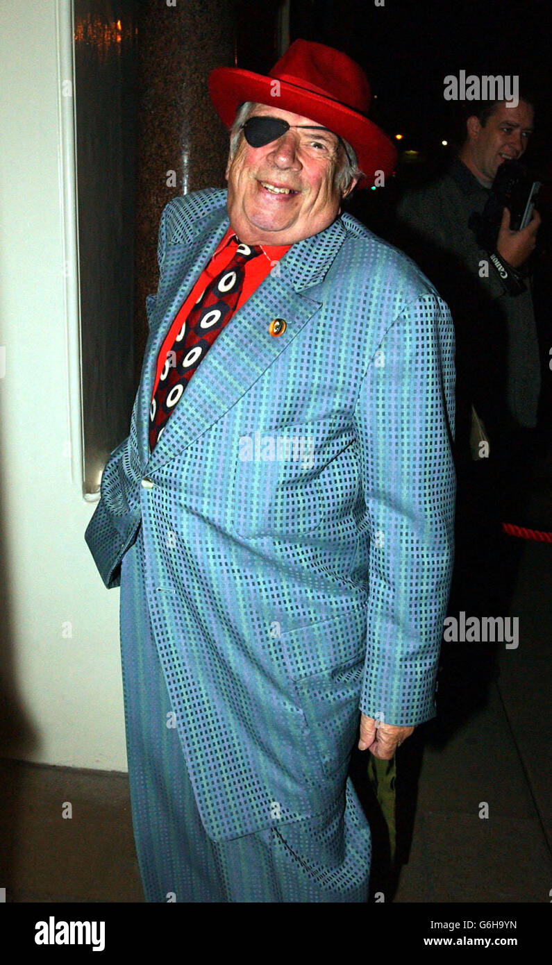 Elton John Auction Stock Photo Alamy