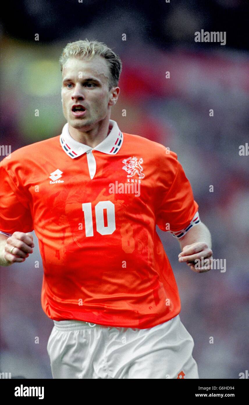 Soccer - Euro 96 - Group A - England v Netherlands - Wembley