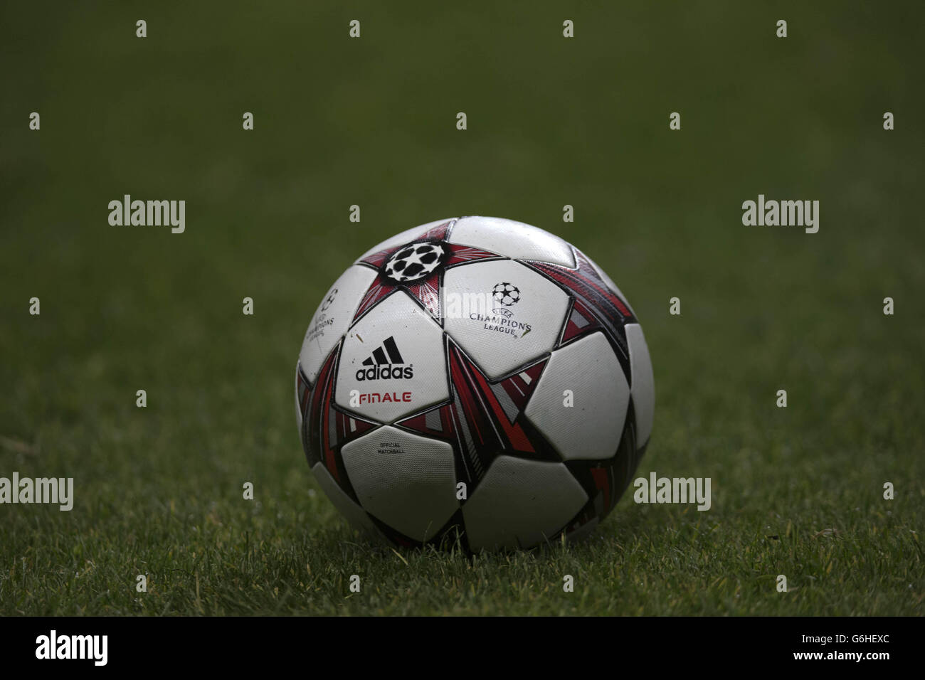 Soccer - UEFA Champions League - Group H - Celtic v Ajax - Celtic Park, generic, gv, ball Stock Photo