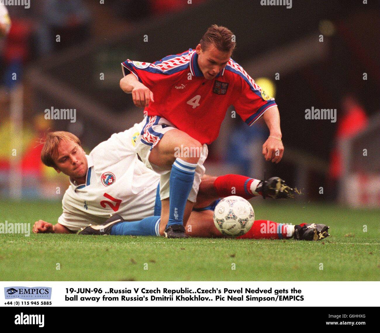 SOCCER - Euro 96 - Russia V Czech Republic Stock Photo - Alamy
