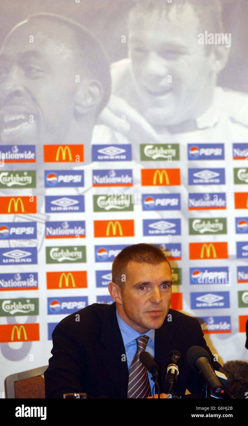 Paul barber football hires stock photography and images Alamy