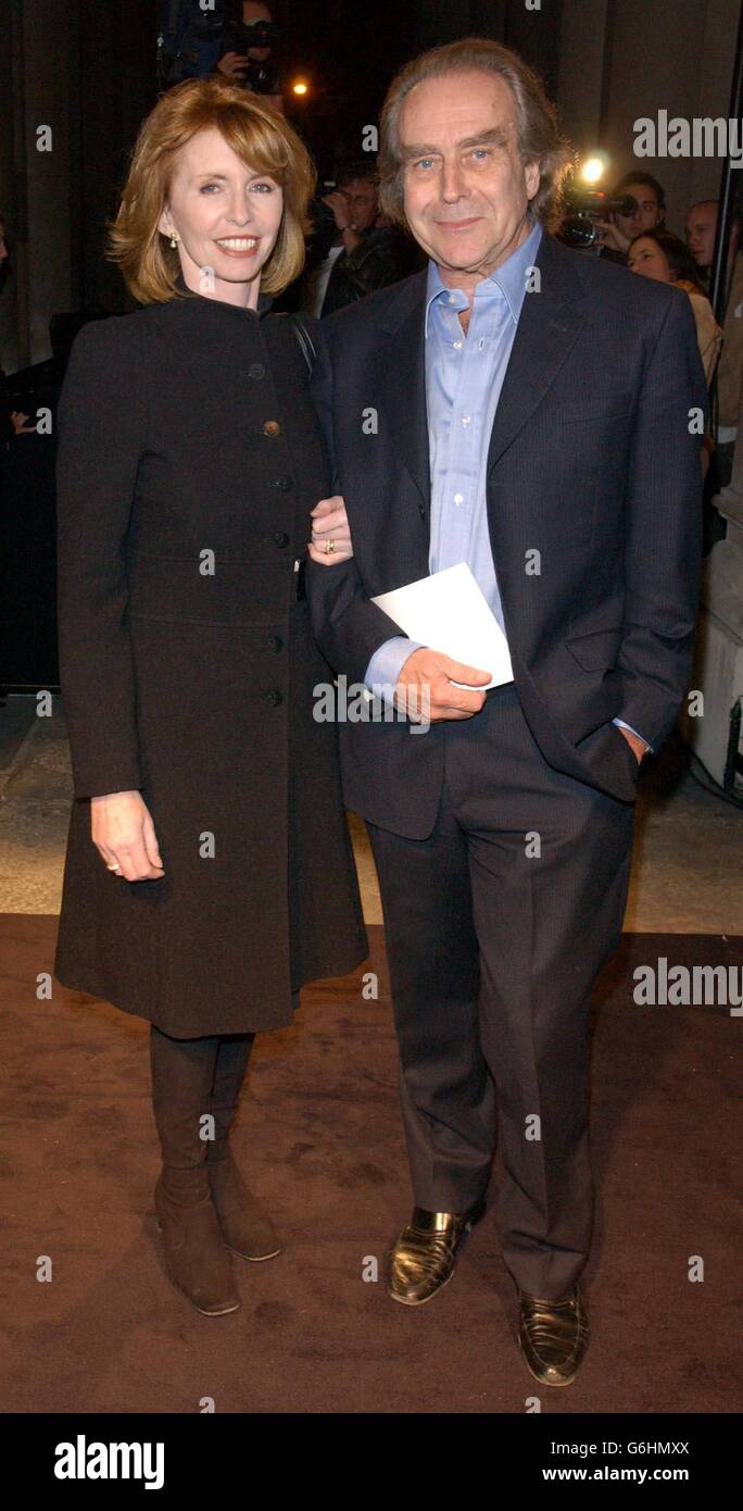Giorgio Armani - A Retrospective Stock Photo - Alamy
