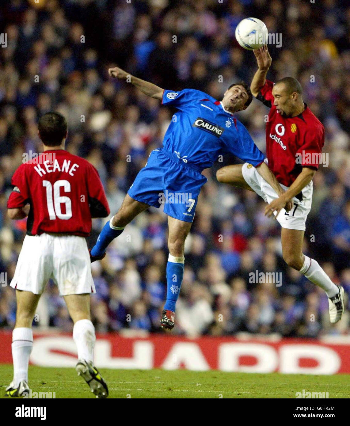 Manchester uniteds mikael silvestre hi-res stock photography and images ...
