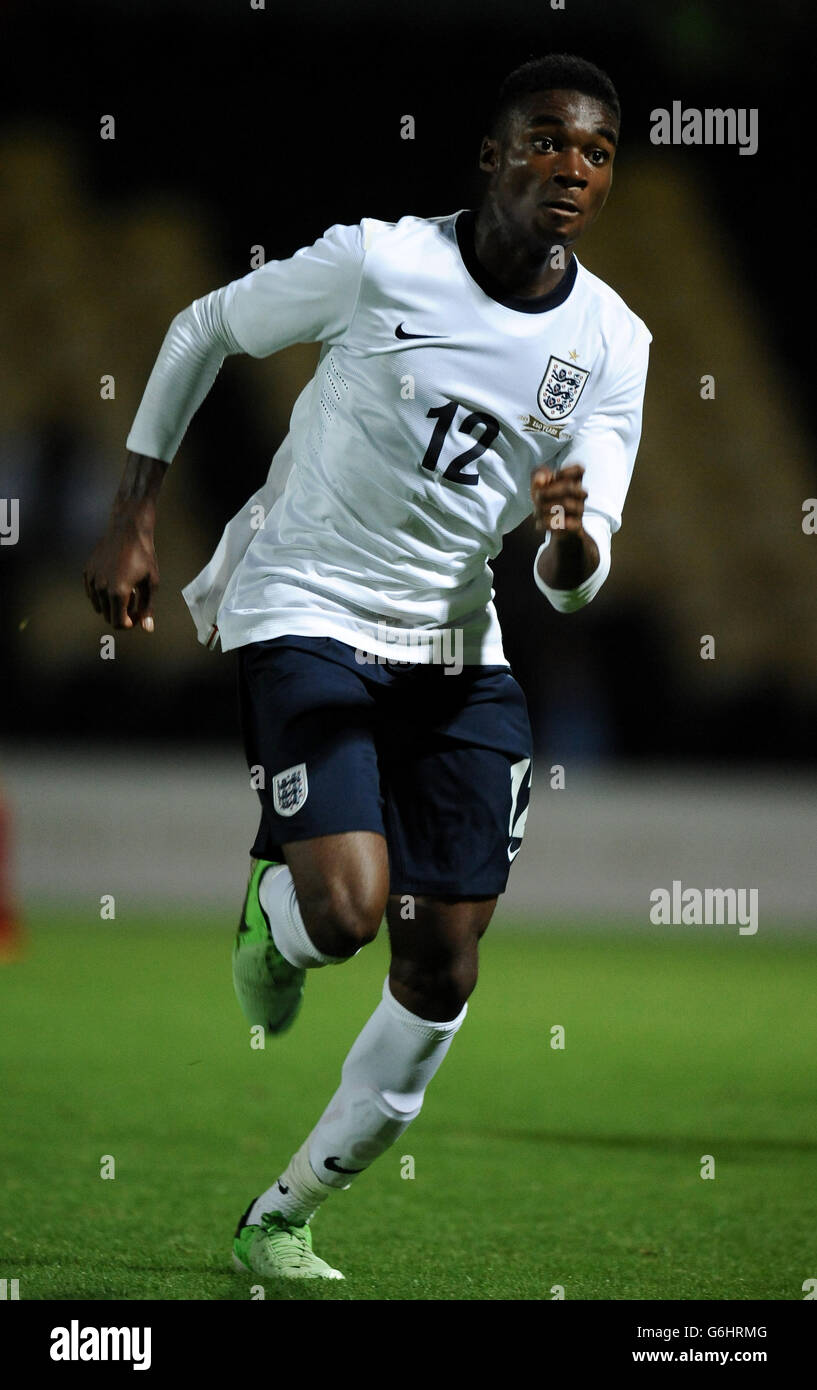 Soccer - International Friendly - England U17 v Turkey U17 - Pirelli Stadium. Mandela Egbo, England Stock Photo