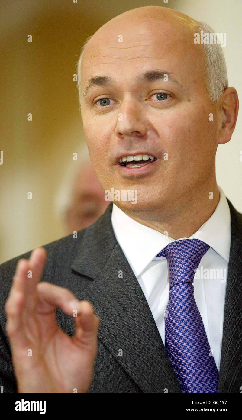 Consevative Party leader Iain Duncan Smith during his visit to the Frank Townend Community Centre in Blackpool ahead of the start of his party's annual conference. Stock Photo
