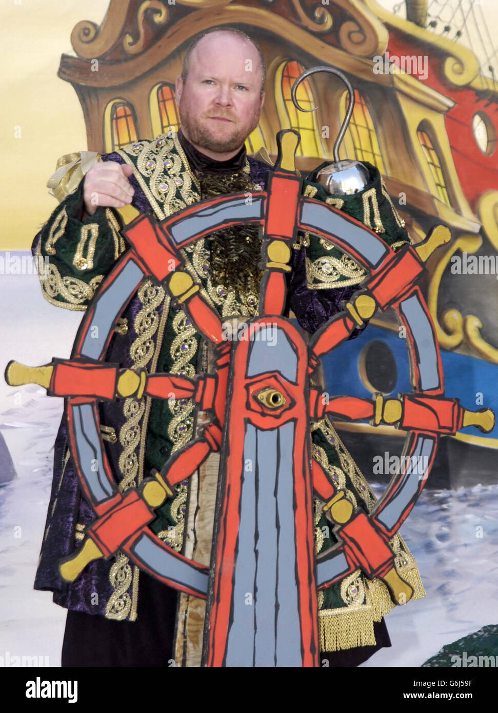 Who plays captain hook hires stock photography and images Alamy