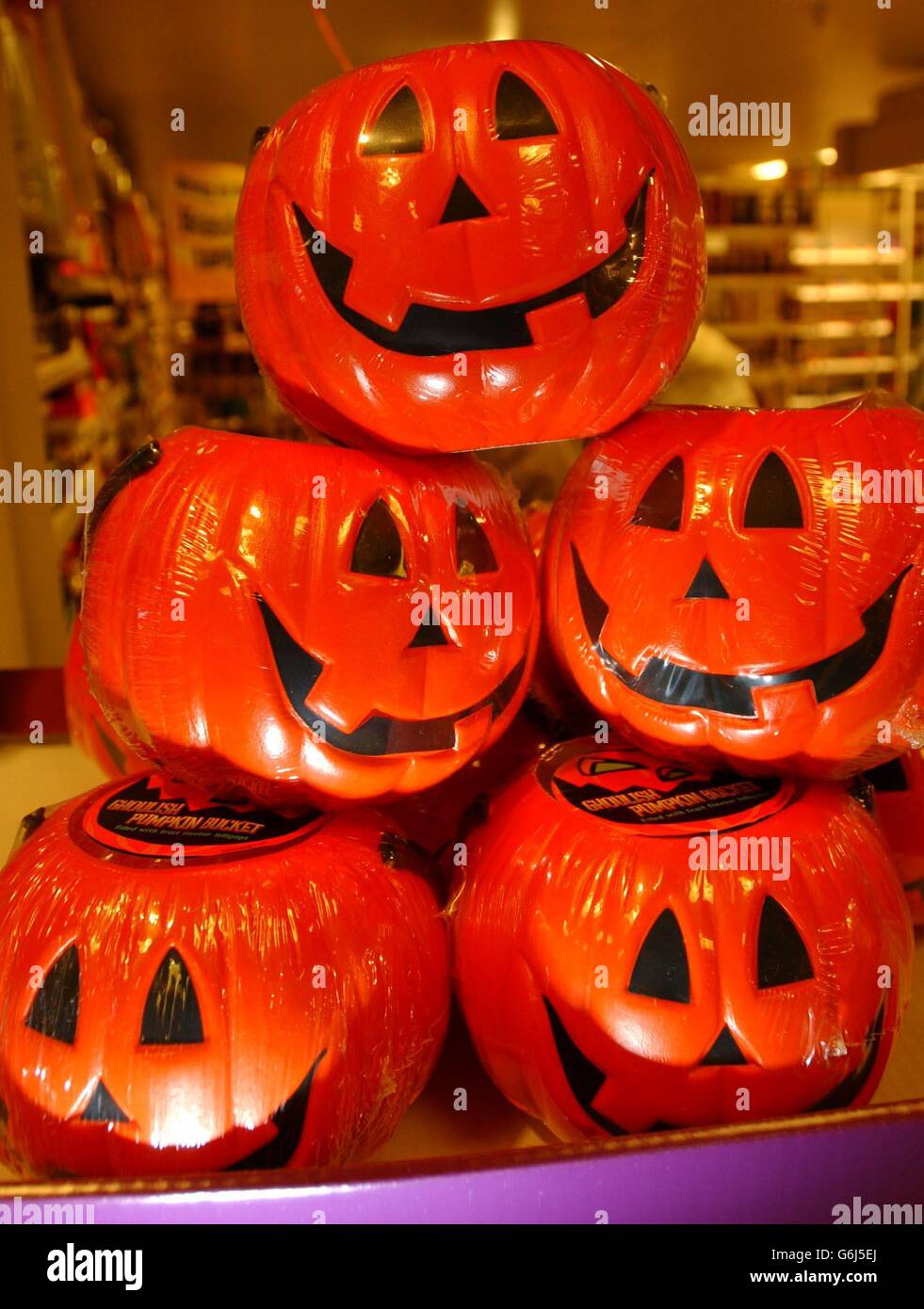 Halloween plastic pumkin lanterns on sale in a south London Store Stock  Photo - Alamy