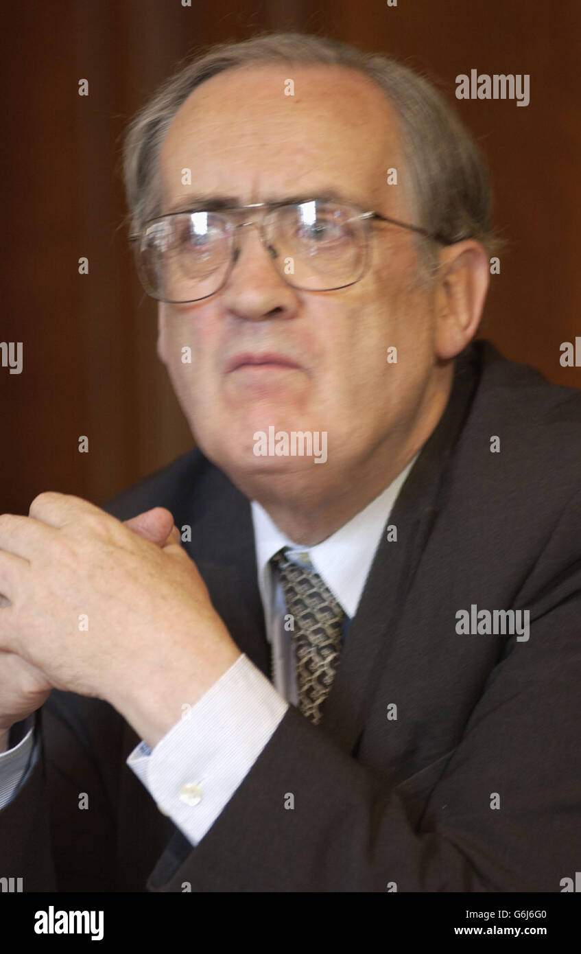 Lord Roper, Chief Whip in the Lords, at the Liberal Democrats 1st Shadow Cabinet Meeting. Stock Photo