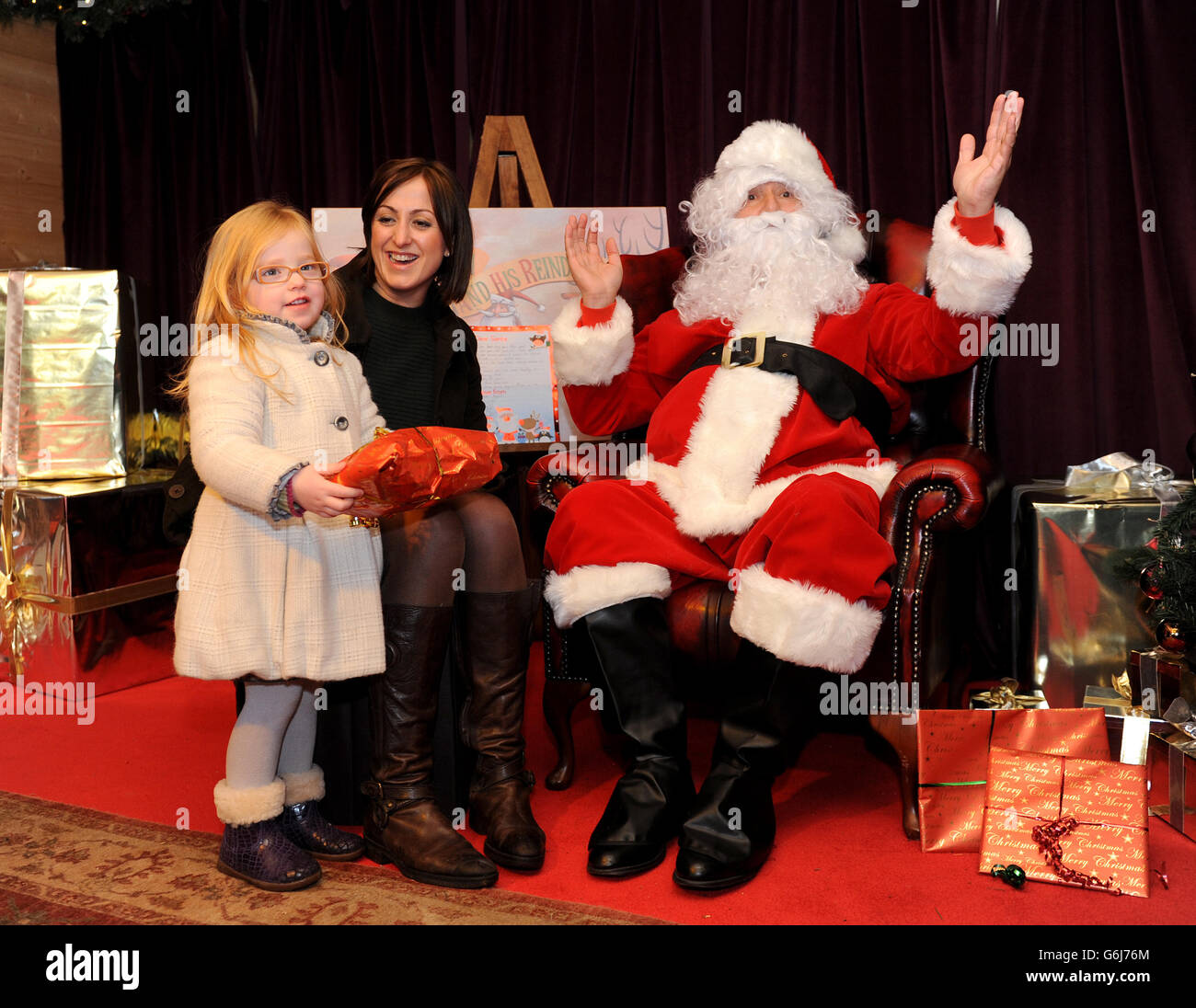 Natalie Cassidy with her daughter Eliza, help launch the Meet Santa experience at ZSL London Zoo and help to get the festive season started at the zoo by being the first to meet Santa and his reindeer. Stock Photo