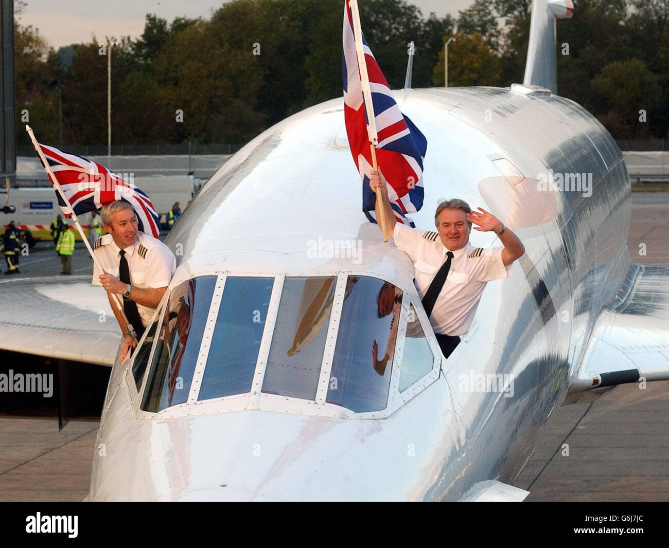 Concorde Lands At Heathrow Airport Stock Photo Alamy