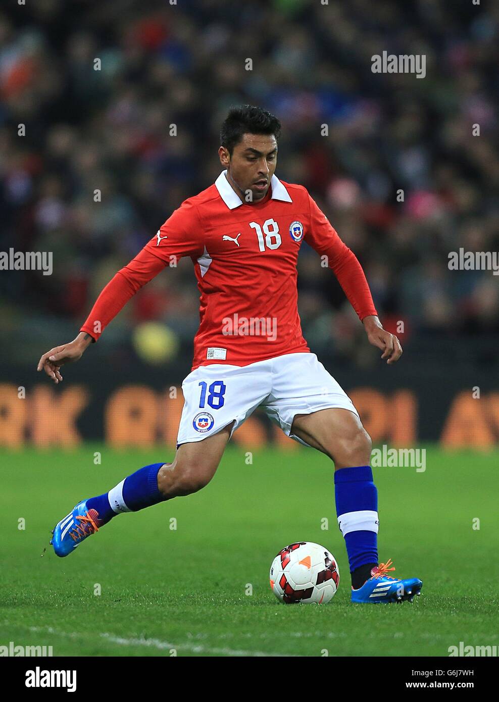 Soccer - International Friendly - England v Chile - Wembley Stadium Stock Photo