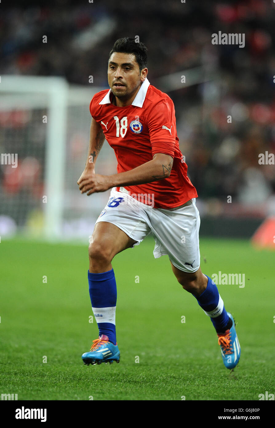 Soccer - International Friendly - England v Chile - Wembley Stadium. Chile's Gonzalo Jara Stock Photo