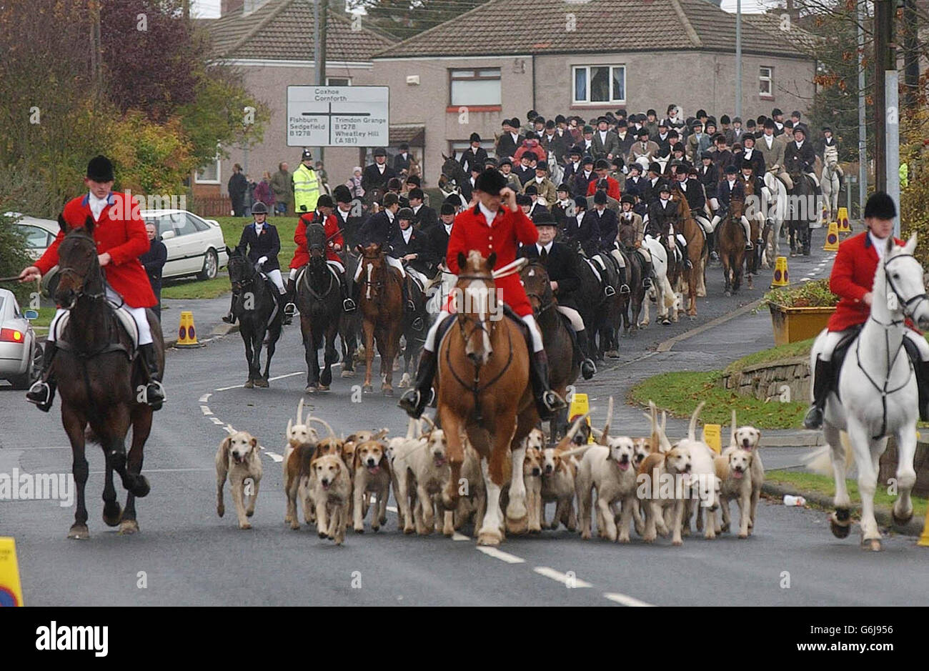 Fox hunters hunt supporters ride into trimdon hires stock photography