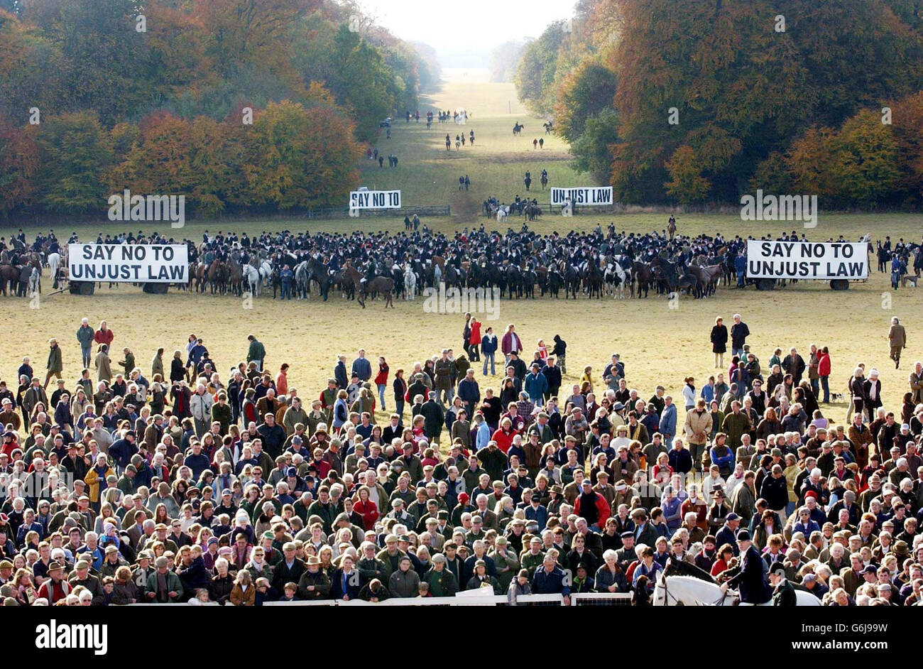 Hunting Rallies Riders with the Beaufort Hunt on