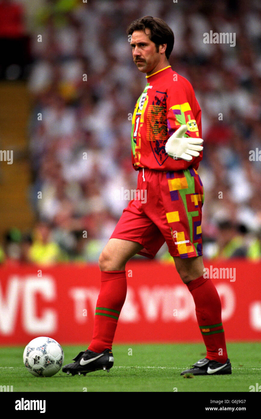 soccer-euro-96-semi-final-england-v-germany-wembley-david-seaman