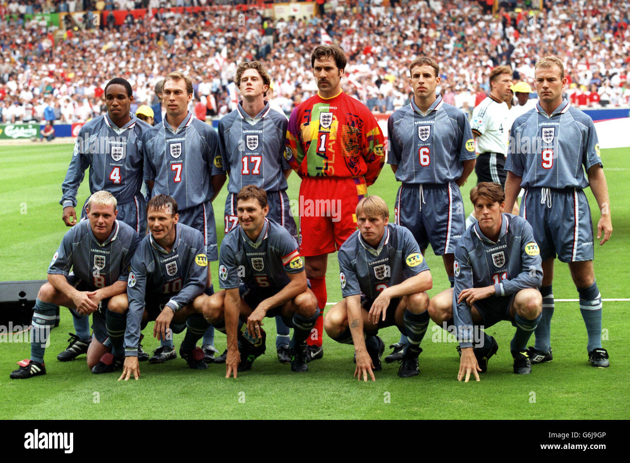 [Imagen: soccer-euro-96-semi-final-england-v-germ...G6J9GP.jpg]