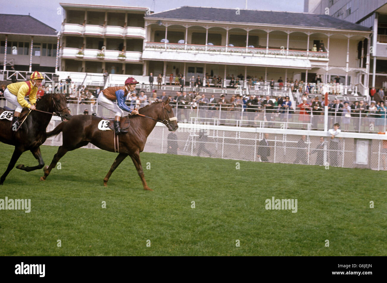 Horse Racing - Lester Piggott. BREAM ridden by Lester Piggott. Owned by Mr. E.B.C.Driffield, training by E Welmes of Middlemen. Stock Photo