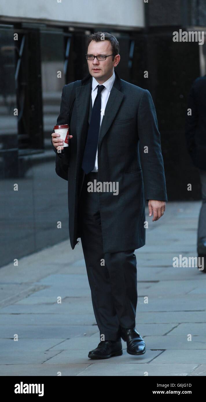 Phone hacking claims. Former News of the World Editor Andy Coulson arrives at the Old Bailey as the phone hacking trial continues. Stock Photo