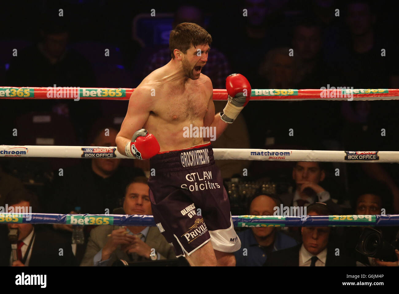Boxing Commonwealth Super Middleweight Title Rocky Fielding v Luke Blackledge Phones 4u