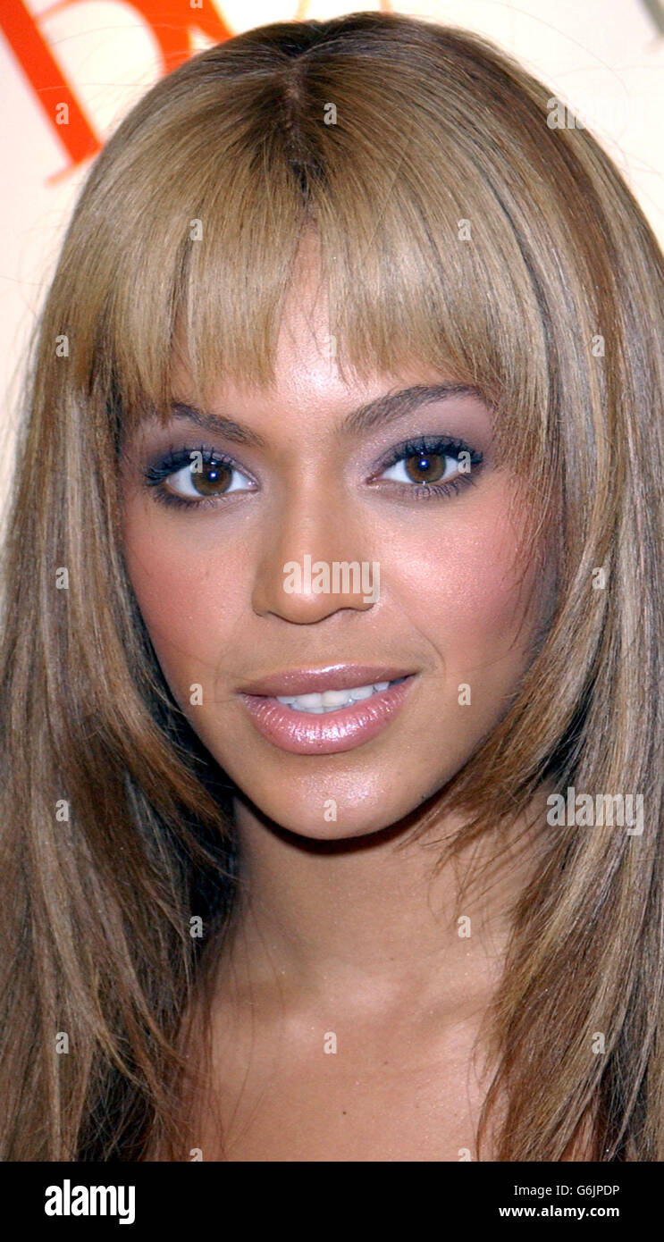 Singer and actress Beyonce Knowles arrives for the charity premiere of ...