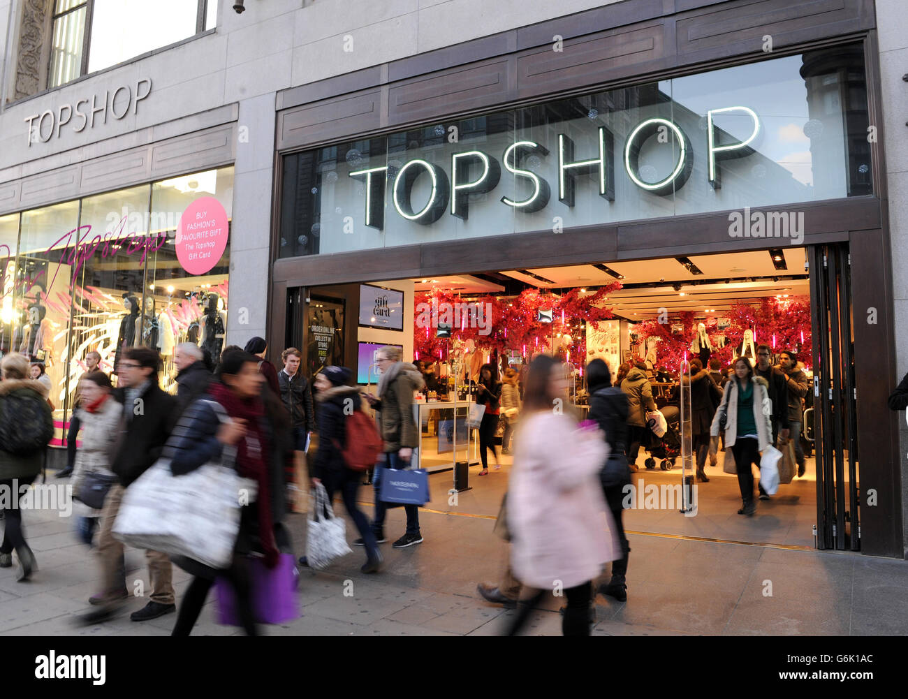 A Topshop retail store on Oxford Street, London. PRESS ASSOCIATION Photo. Picture Date: Thursday 14 November 2013 Photo credit should read: Tim Goode/PA Wire Stock Photo