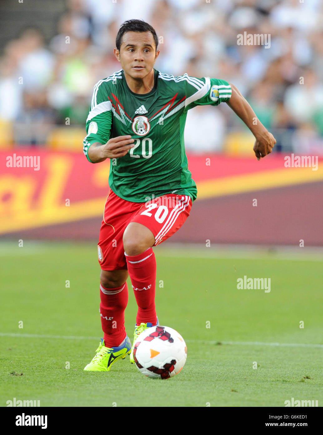 Soccer - FIFA World Cup Qualifying - Play off - Second Leg - New Zealand v Mexico - Westpac Stadium. Mexico's Luis Montes Stock Photo
