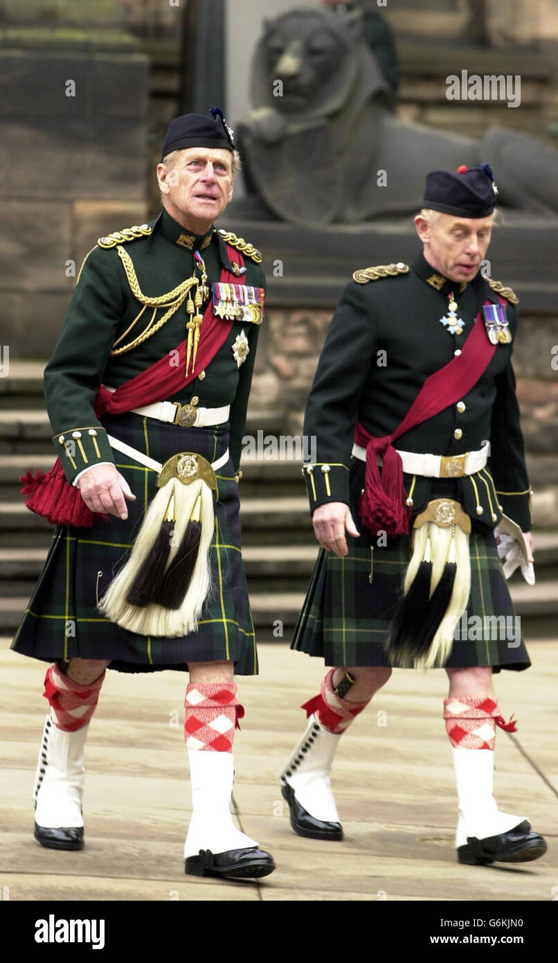 The Duke of Edinburgh (left) with Brigadier Hughie Monro - Colonel and last Comanding Officer of the Queen's Own Highlanders - at the laying up of the Colours of the Queen's Own Highlanders at the Scottish National War Memorial in Crown Square at Edinburgh Castle. Stock Photo