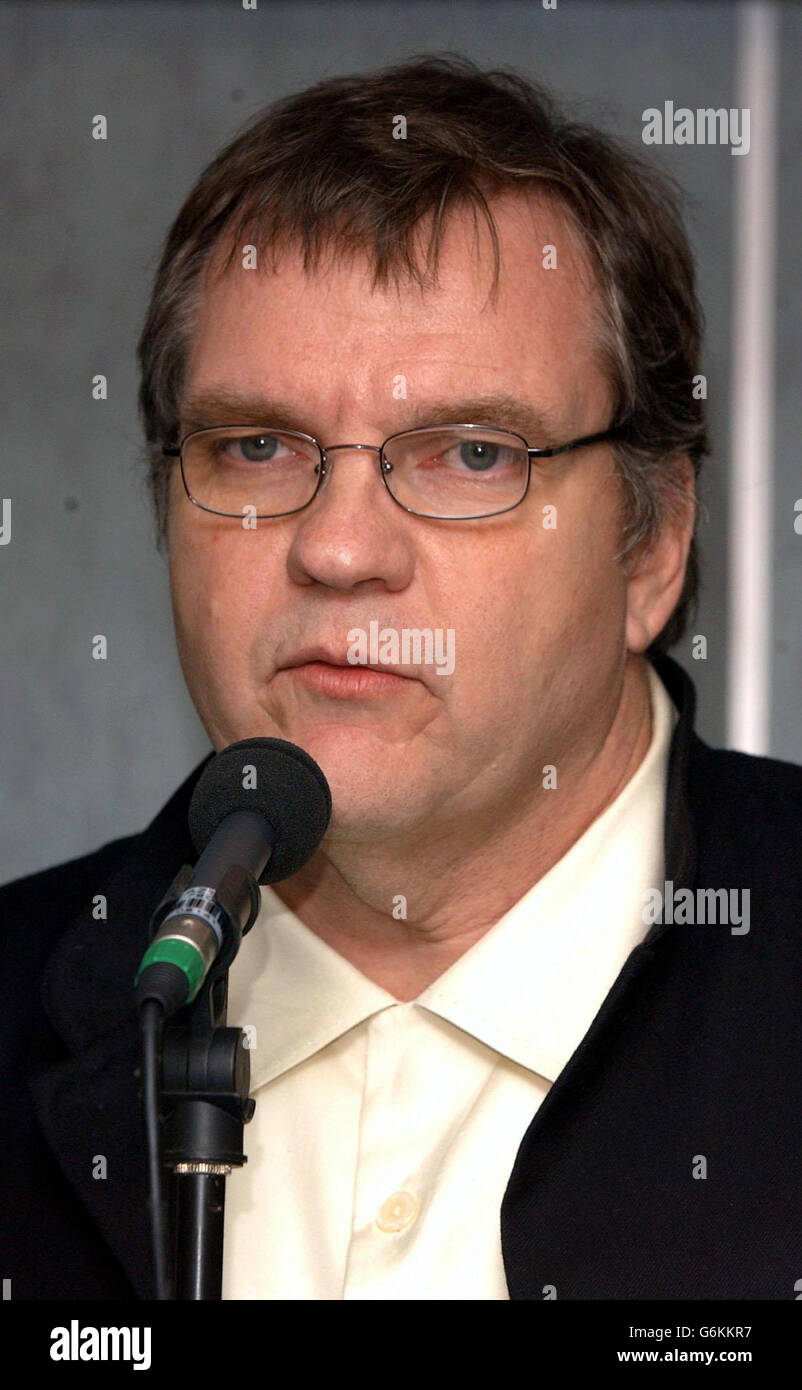 Singer Meat Loaf during a press conference, held at the Royal Garden Hotel, Kensington, central London, where he informed everyone of his good health and his forthcoming concert dates, after his recent collapse on stage. Stock Photo