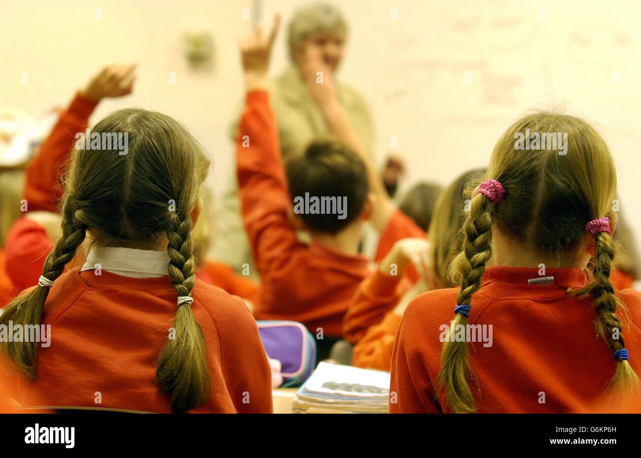 Primary school pupils england hi-res stock photography and images - Alamy