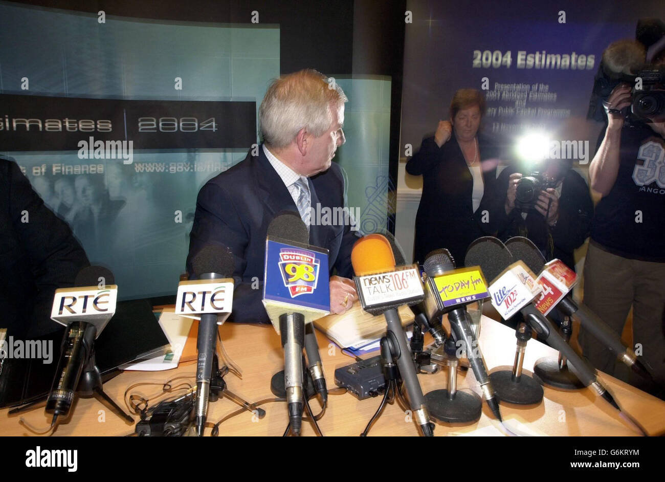 Charlie McCreevy Ireland budget Stock Photo Alamy