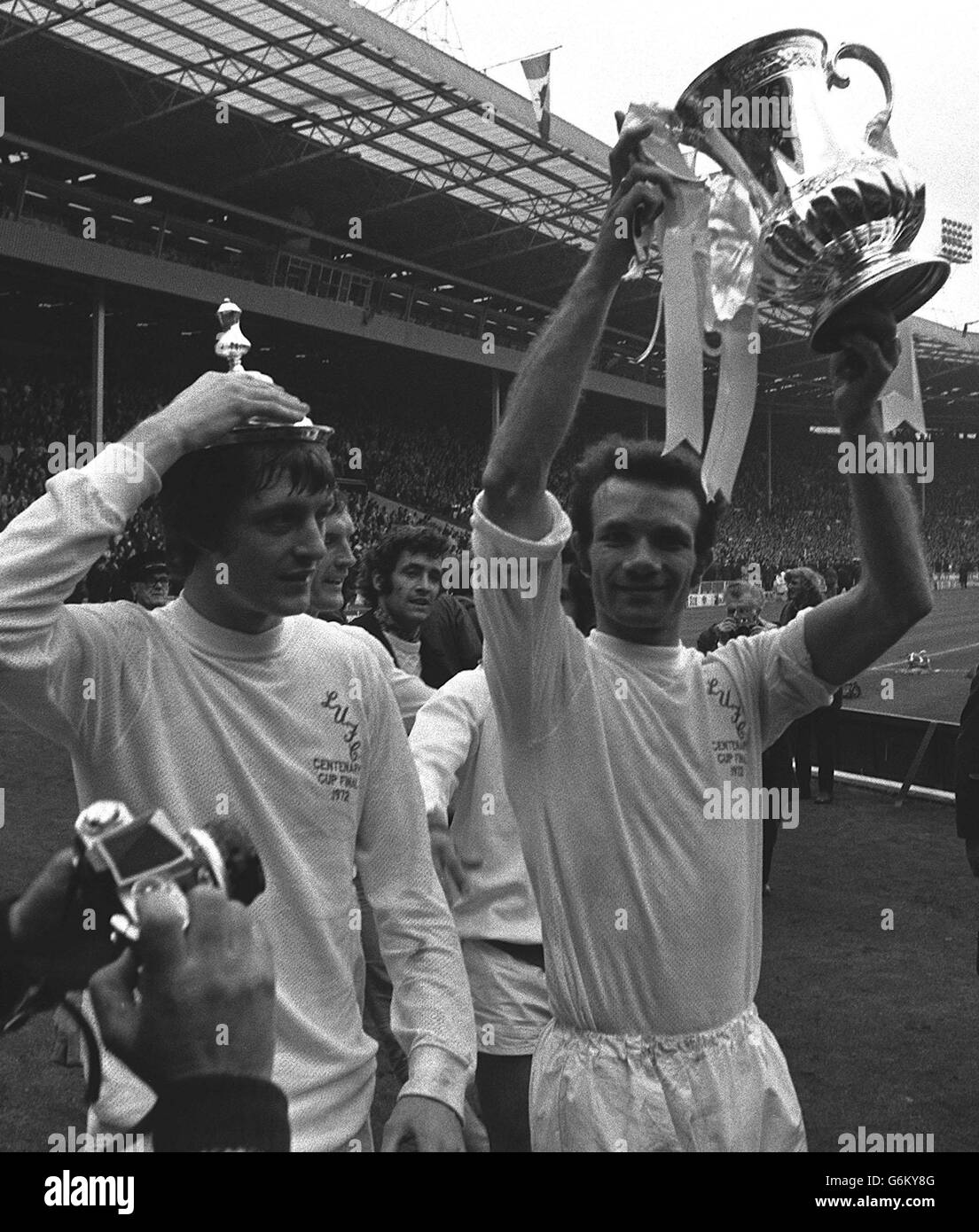Paul Reaney lifts the FA Cup Stock Photo
