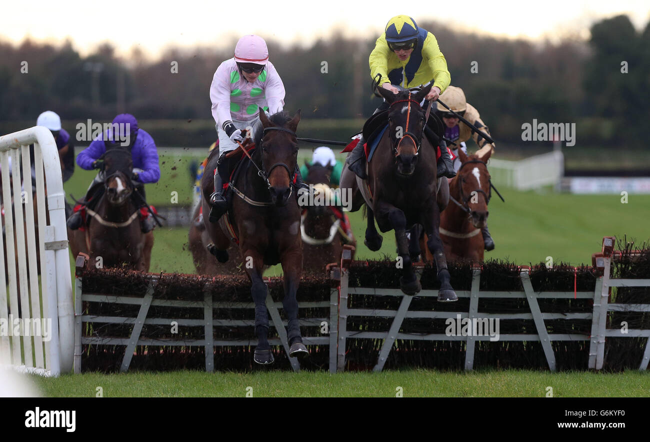 Horse Racing Bar One Hattons Grace Hurdle Day Fairyhouse Racecourse