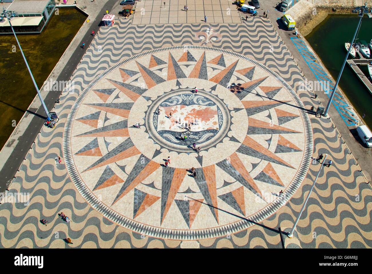 Lisbon, Portugal. 31 May 2015. People on the Rosa dos Ventos or map of the discoveries on the ground in front of the Monument Stock Photo