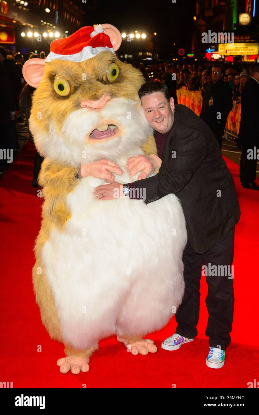 Johnny vegas as abu the hamster hi-res stock photography and images - Alamy