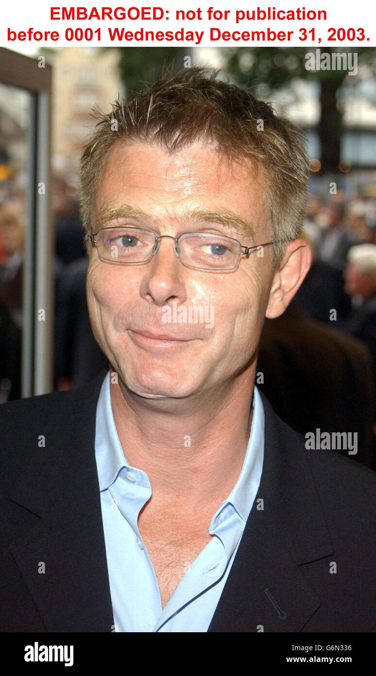 22/6/2003 Film and theatre director Stephen Daldry, who receives a CBE (Commander of the Order of the British Empire) in the New Year Honours, arriving for the UK Charity Premiere of Nicholas Nickleby at the Odeon West End, in London's Leicester Square. See PA HONOURS stories. PA Photo: Ian West. Stock Photo