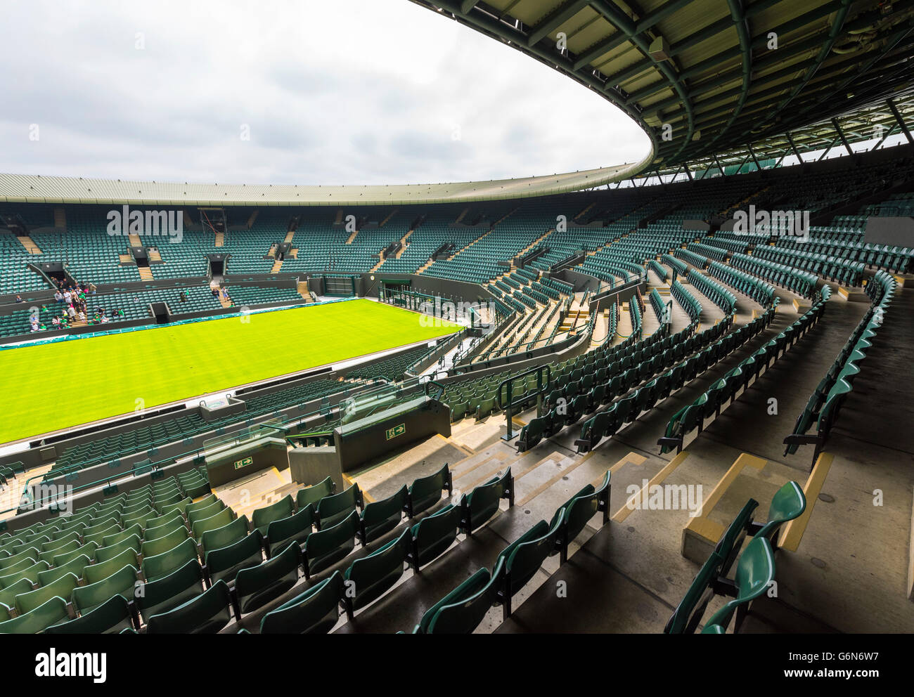 Visiting Wimbledon Place Stock Photo Alamy