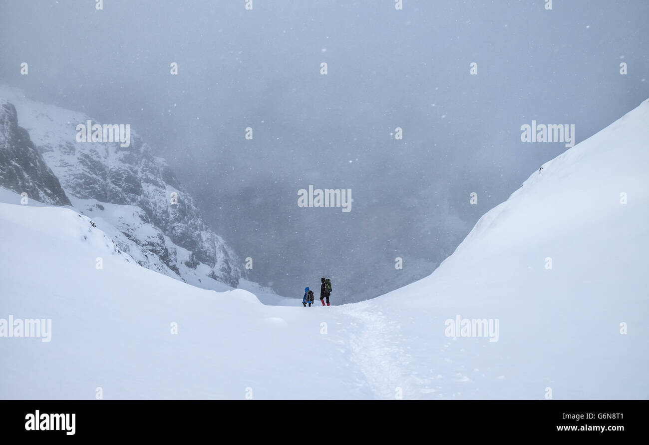 UK, Scotland, Glencoe, Stob Coire Nan Lochain, mountaineering in winter Stock Photo