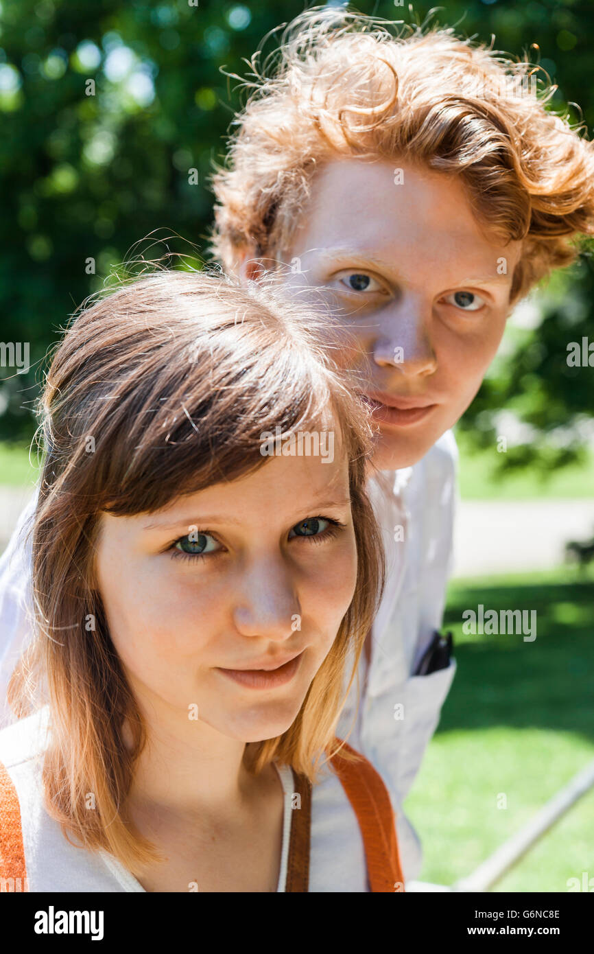 Portrait of young couple Stock Photo - Alamy