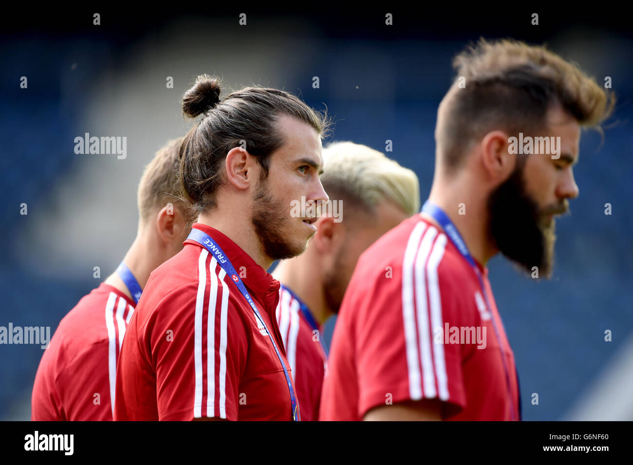 Gareth bale hair hi-res stock photography and images - Alamy