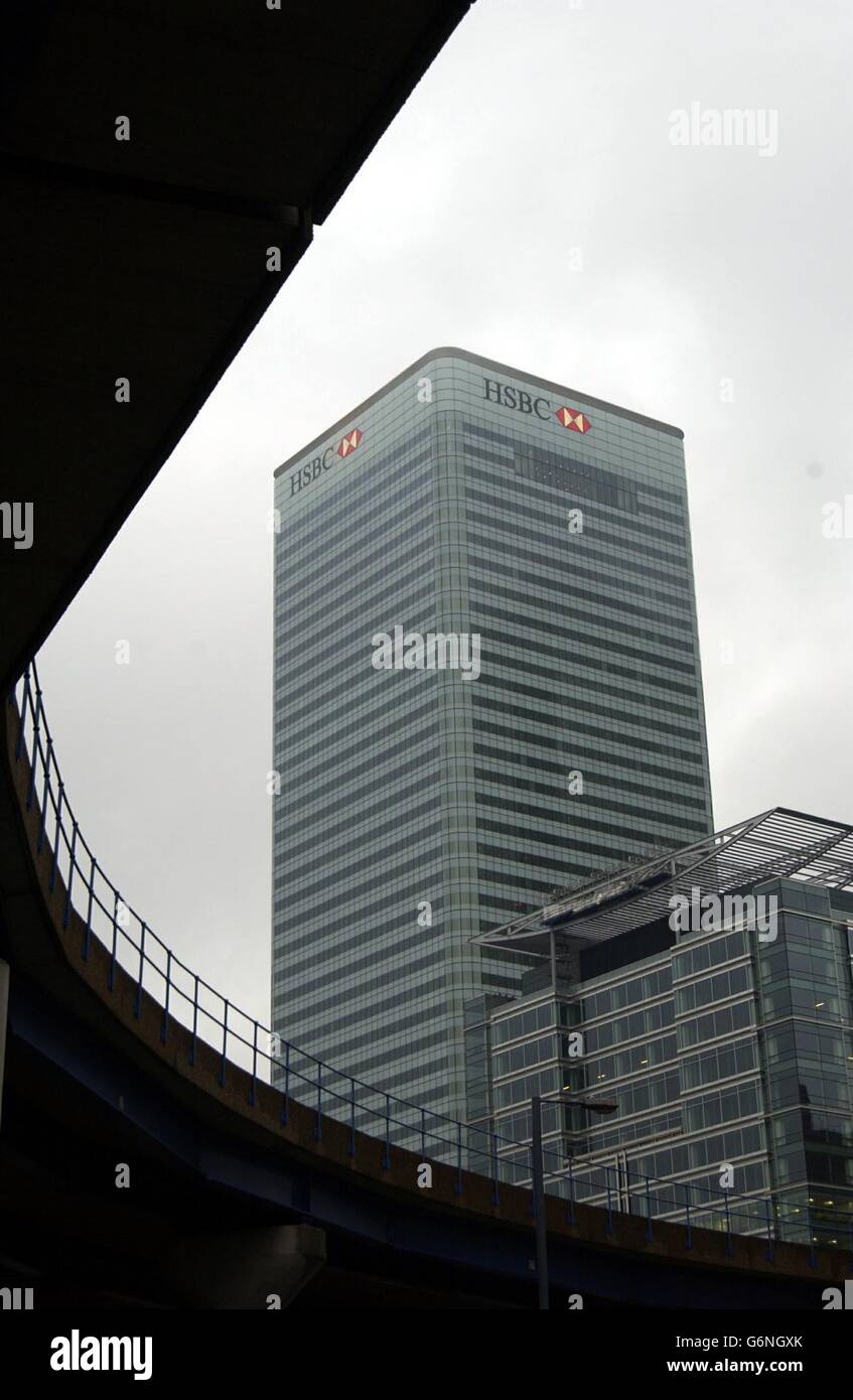 Hsbc building in canary wharf hi-res stock photography and images - Alamy