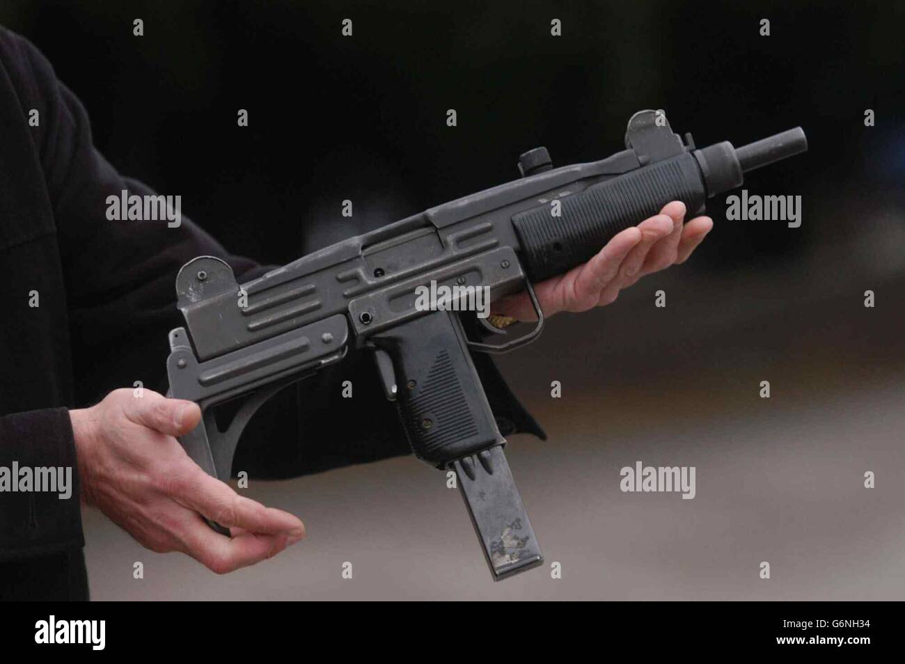 mac 10 9mm uzi mac 10 9mm uzi
