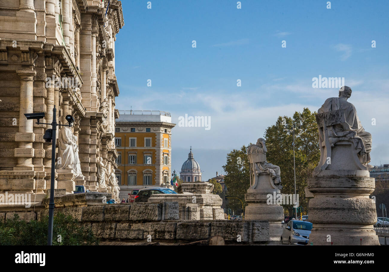 front of Corte Suprema di Cassazione on the banks of river Tiber Stock Photo