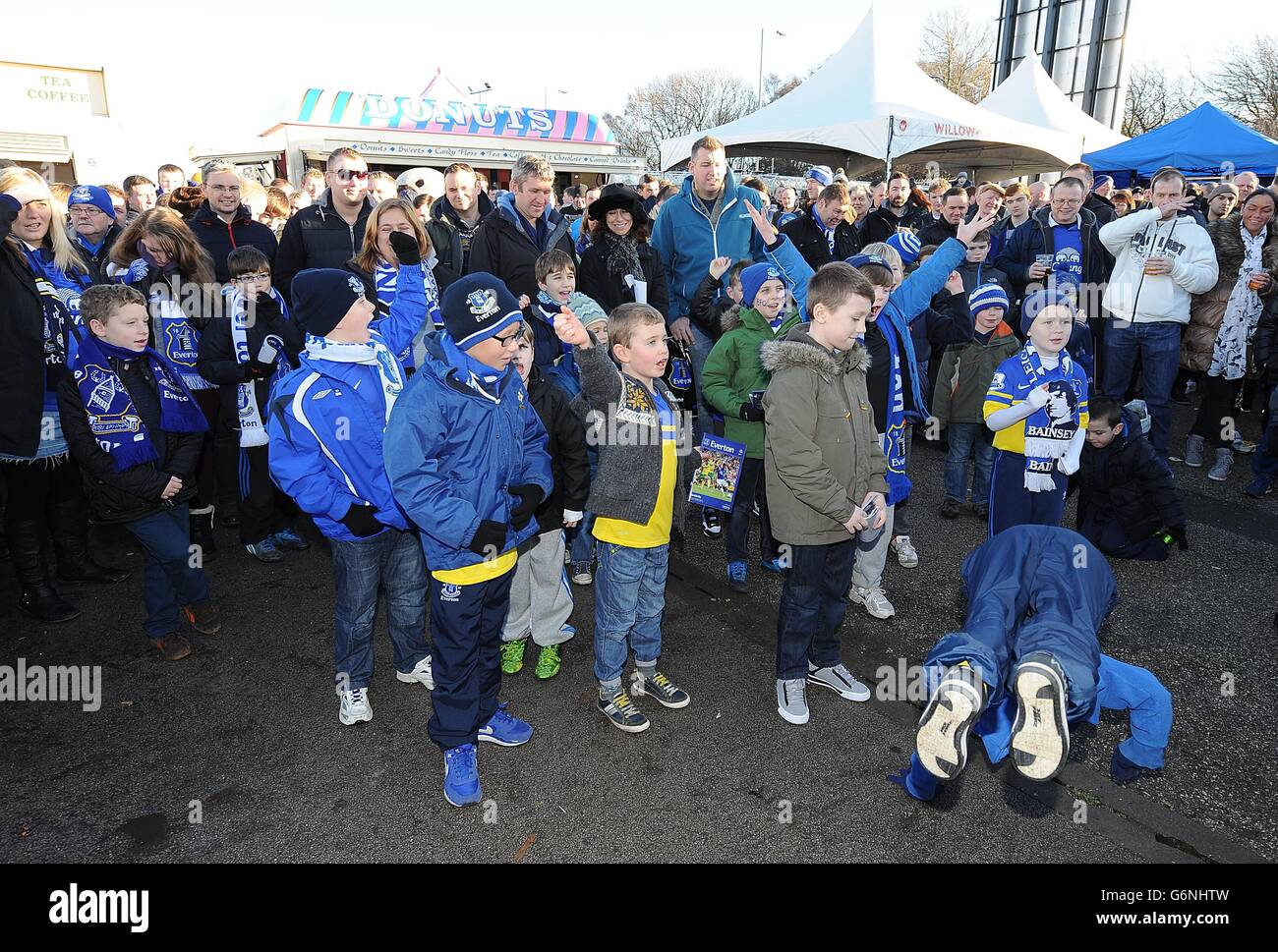 Young everton fans in fan zone hires stock photography and images Alamy