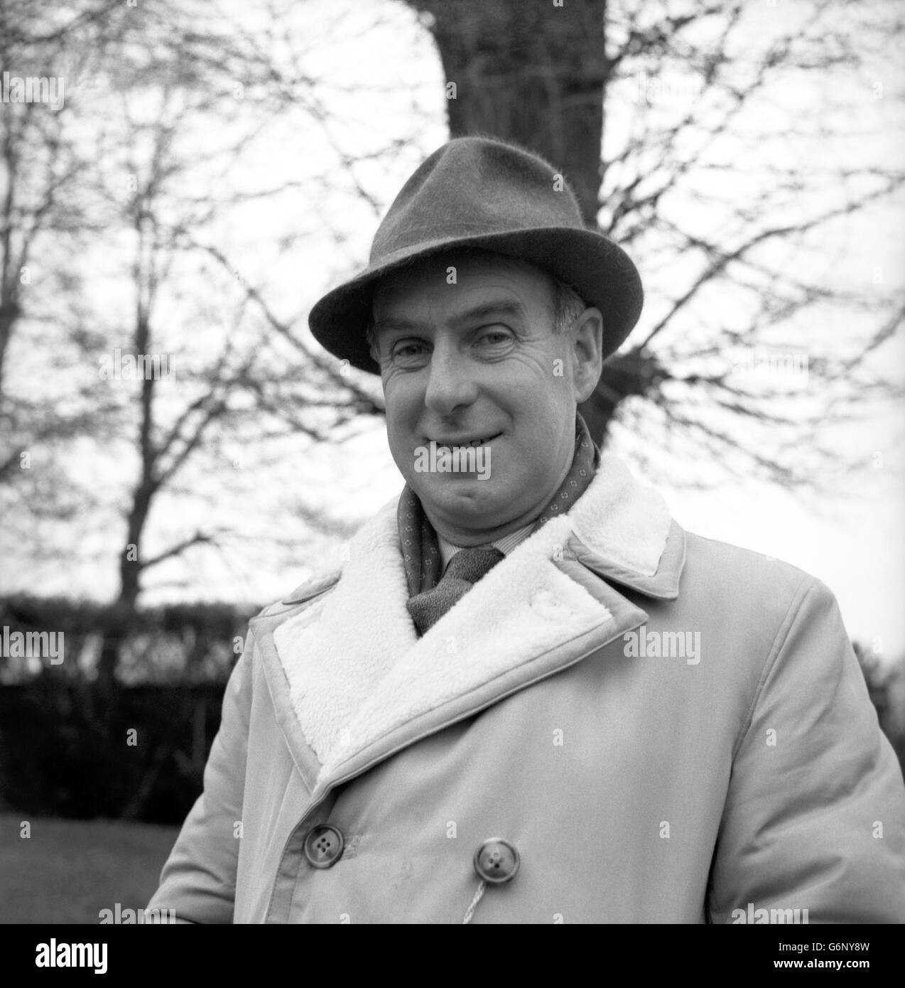 Irish trainer paddy sleator hires stock photography and images Alamy