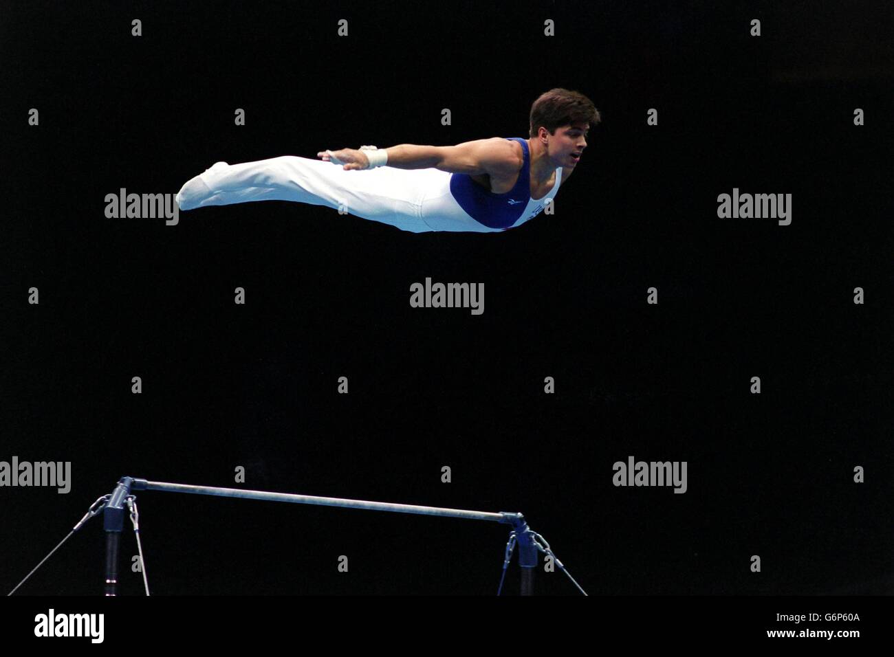 Atlanta Olympic Games - Gymnastics - Artistic. Kip Simons, USA dismounts the high bar Stock Photo