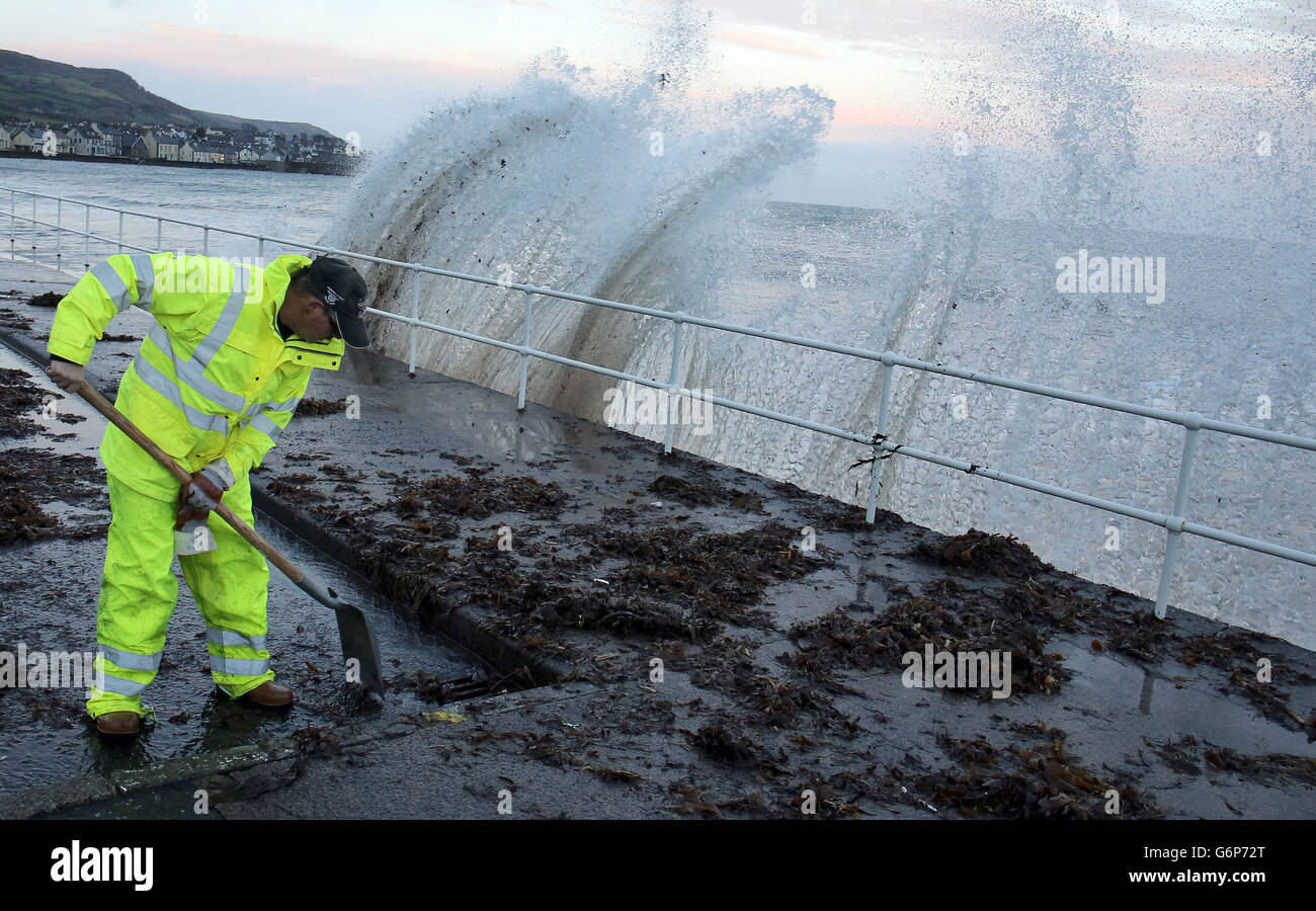 A workman clears drains hires stock photography and images Alamy